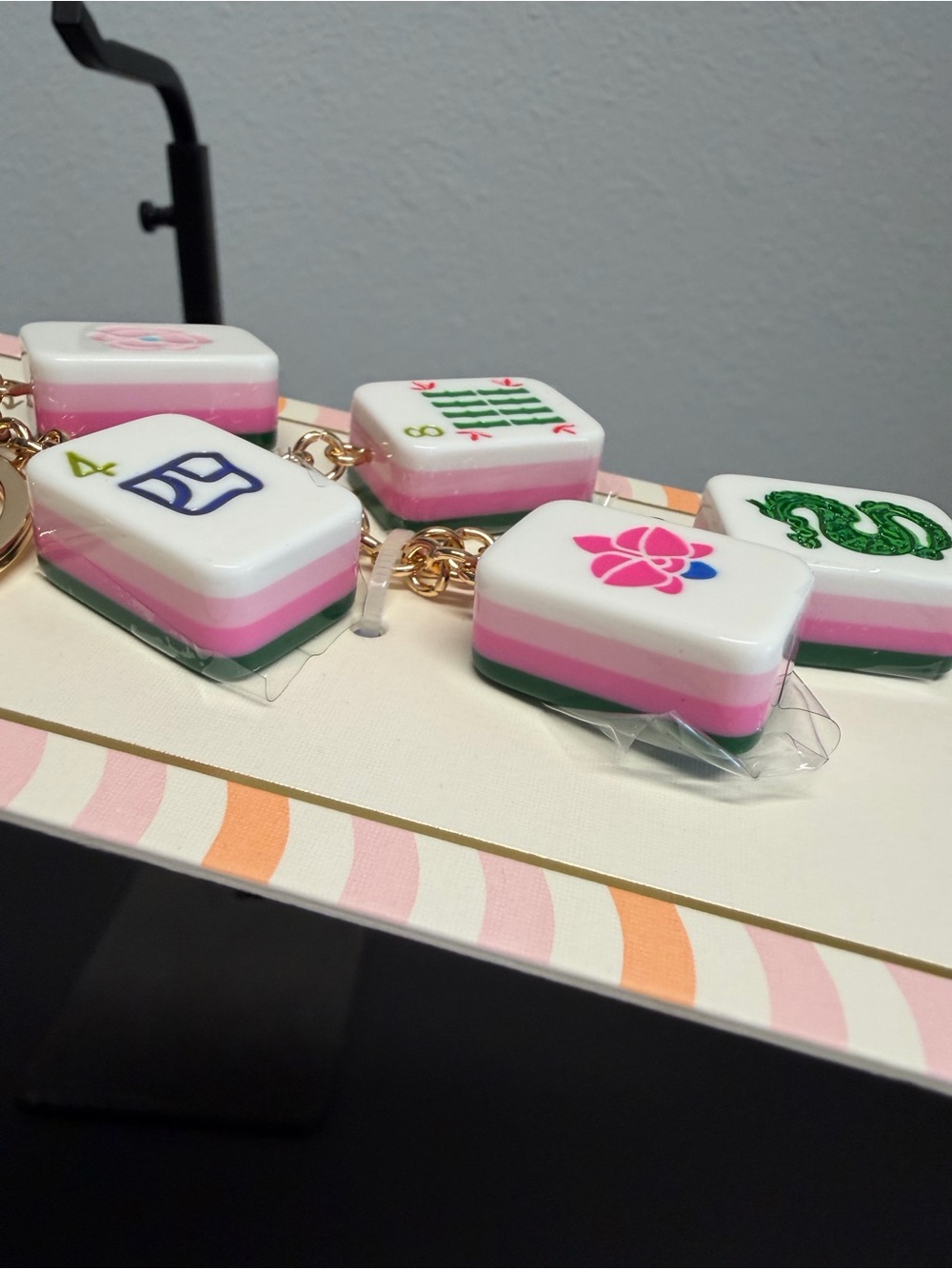Piper K | Pink & Green Mahjong Tile Bag Charm ๐๏ธ - Picture 6 of 9